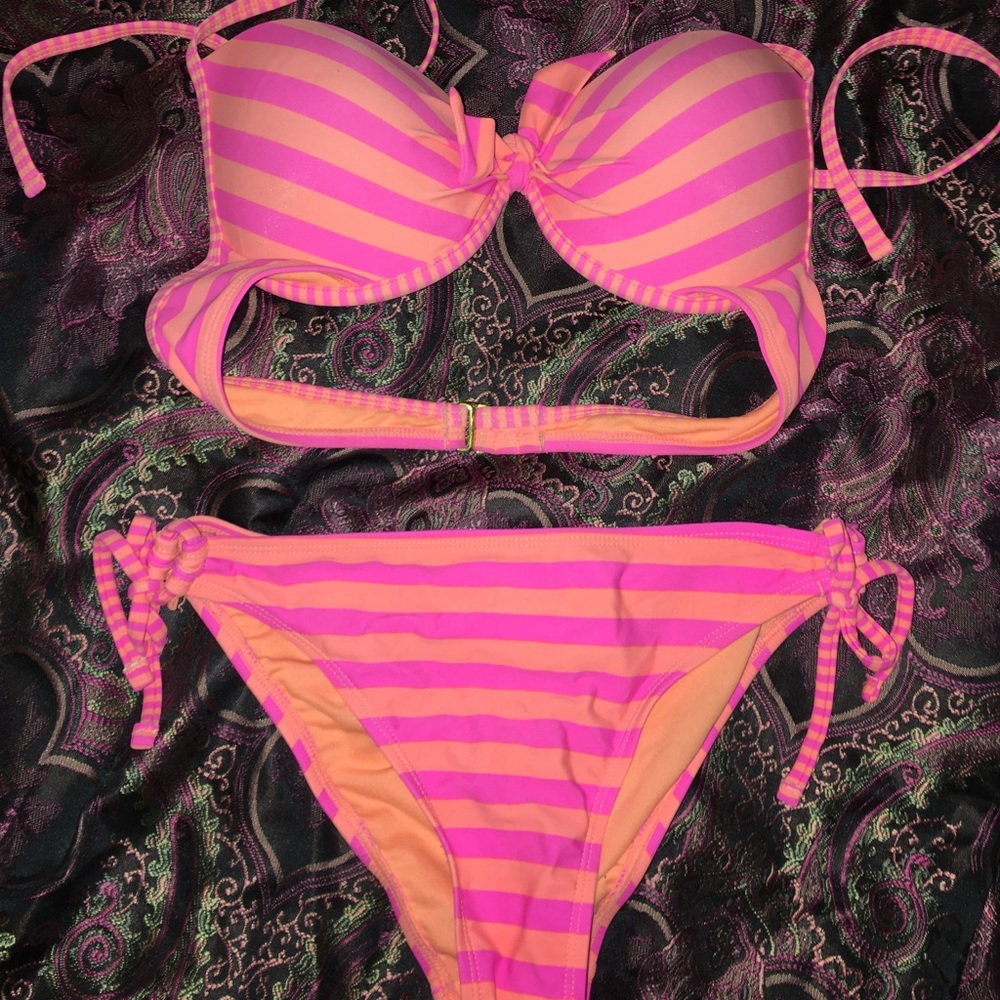 Bathing suit